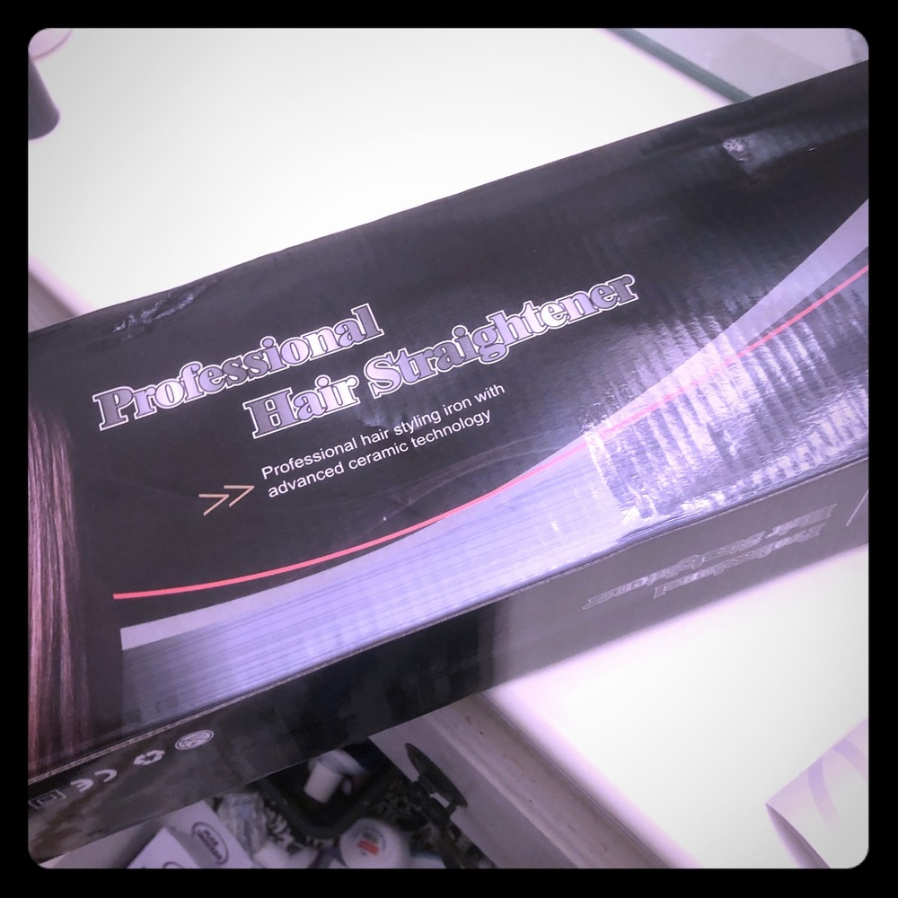 Tyme Lacynda Smith Professional Hair Straightener
